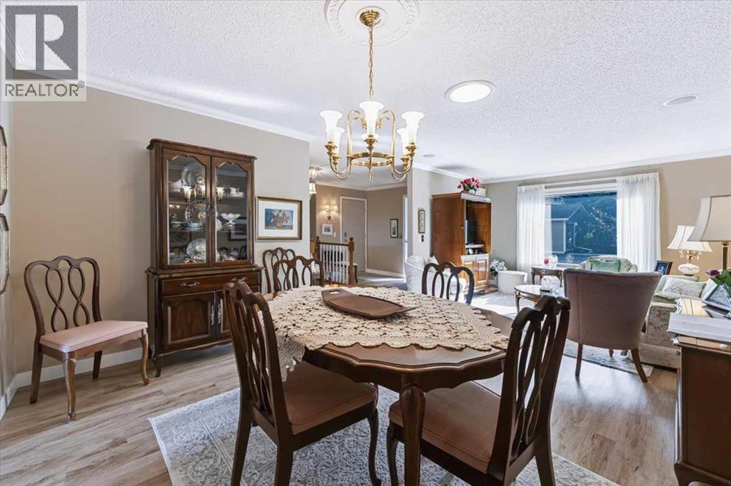 36, 140 Strathaven Circle Sw, Calgary, Alberta  T3H 2N5 - Photo 14 - A2344630
