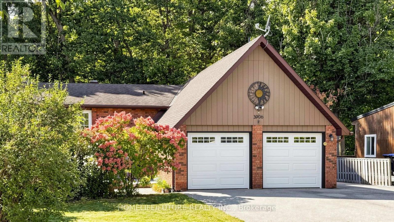 3906 Rosemary Lane, Innisfil, Ontario  L9S 2L6 - Photo 2 - N13832948