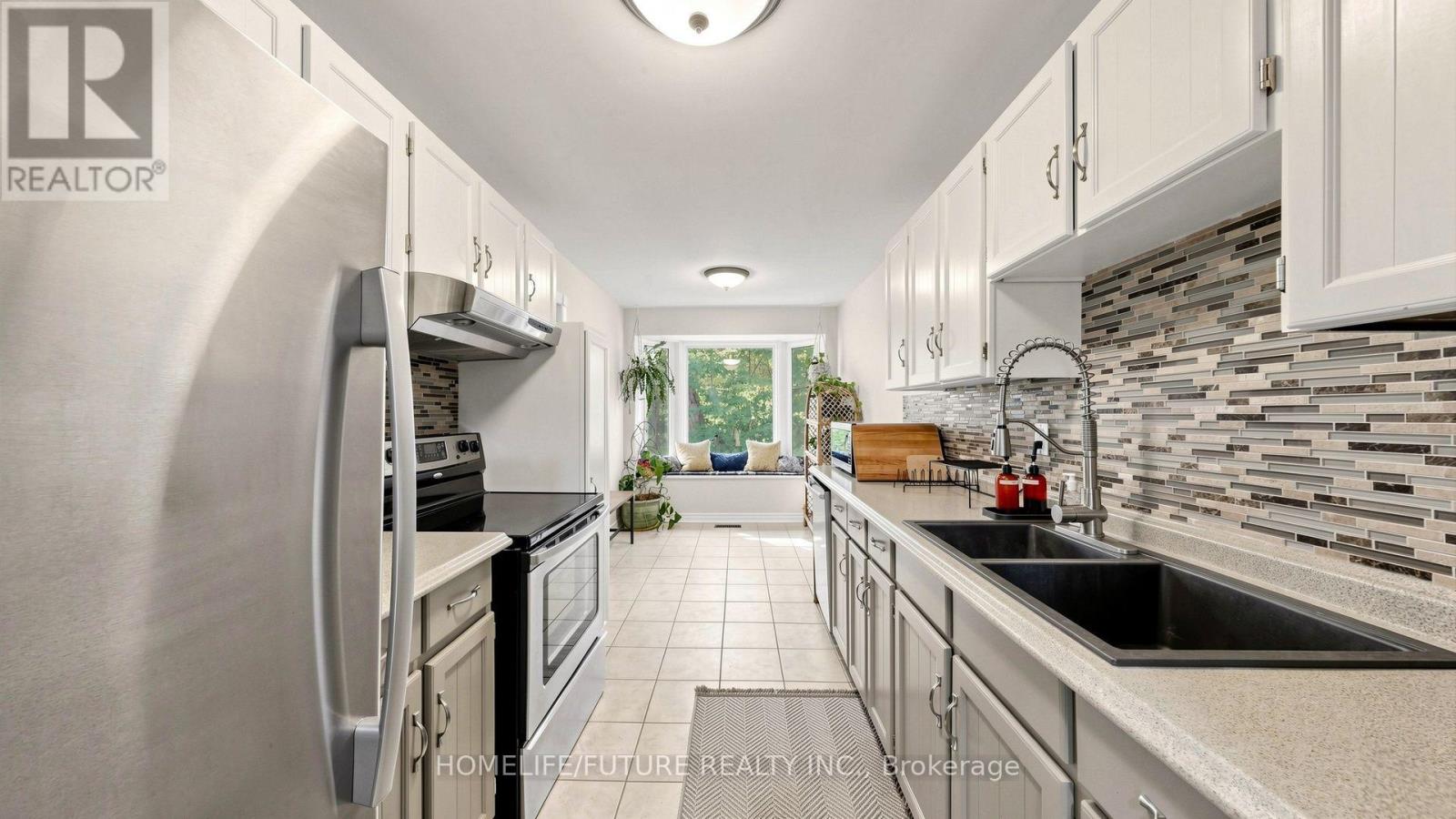 3906 Rosemary Lane, Innisfil, Ontario  L9S 2L6 - Photo 8 - N13832948