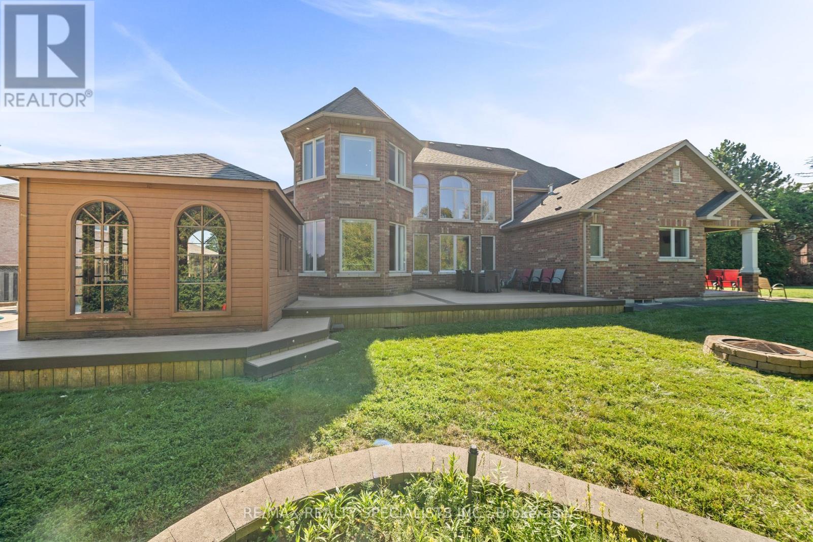 2489 Olinda Court, Mississauga, Ontario  L5C 4P5 - Photo 48 - W13829738