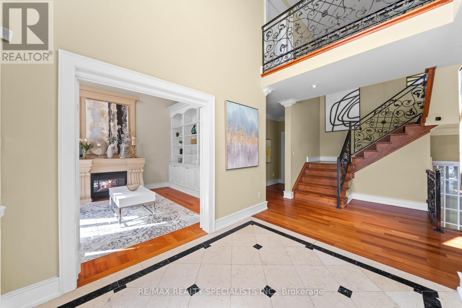 2489 Olinda Court, Mississauga, Ontario  L5C 4P5 - Photo 10 - W13829738