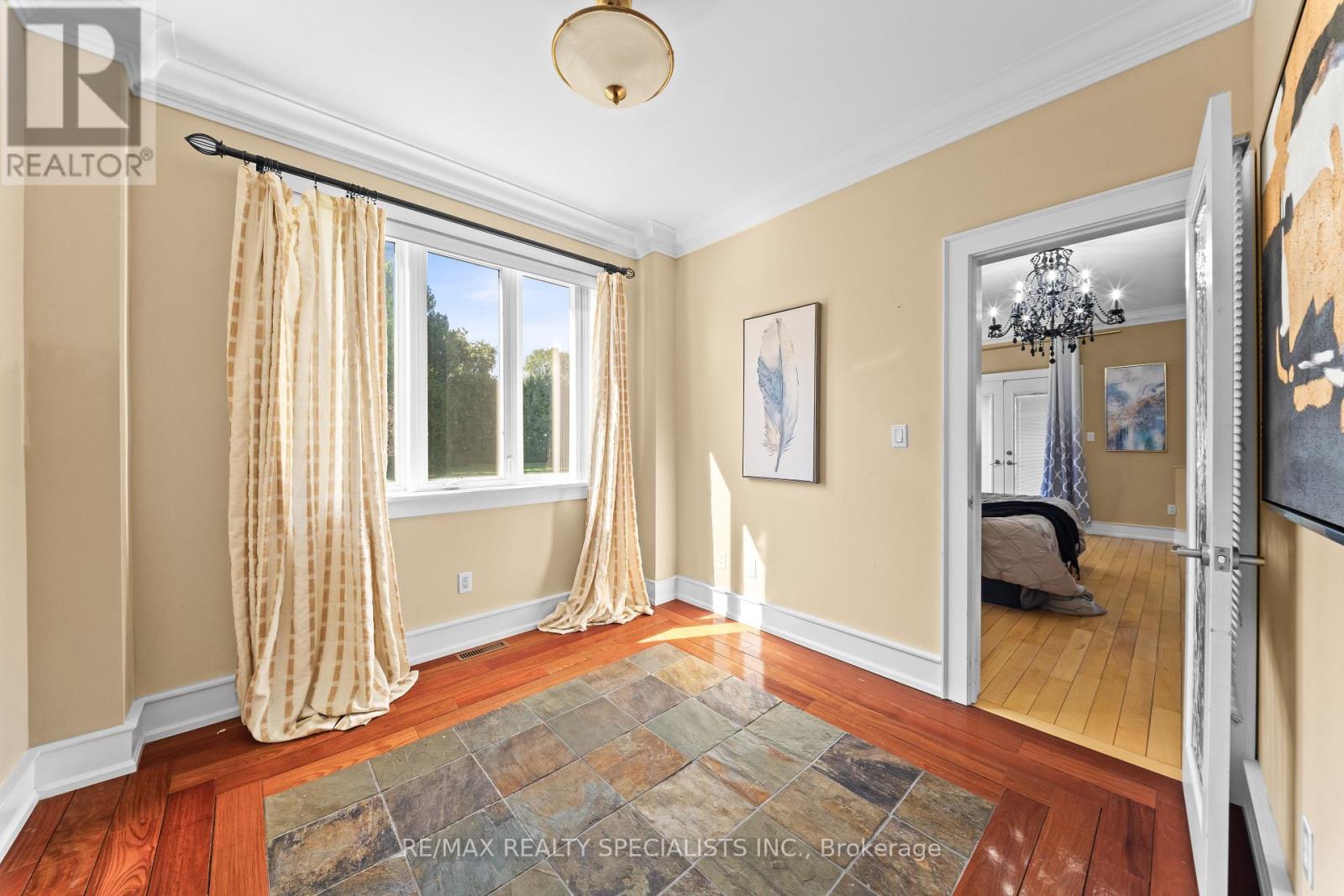 2489 Olinda Court, Mississauga, Ontario  L5C 4P5 - Photo 23 - W13829738