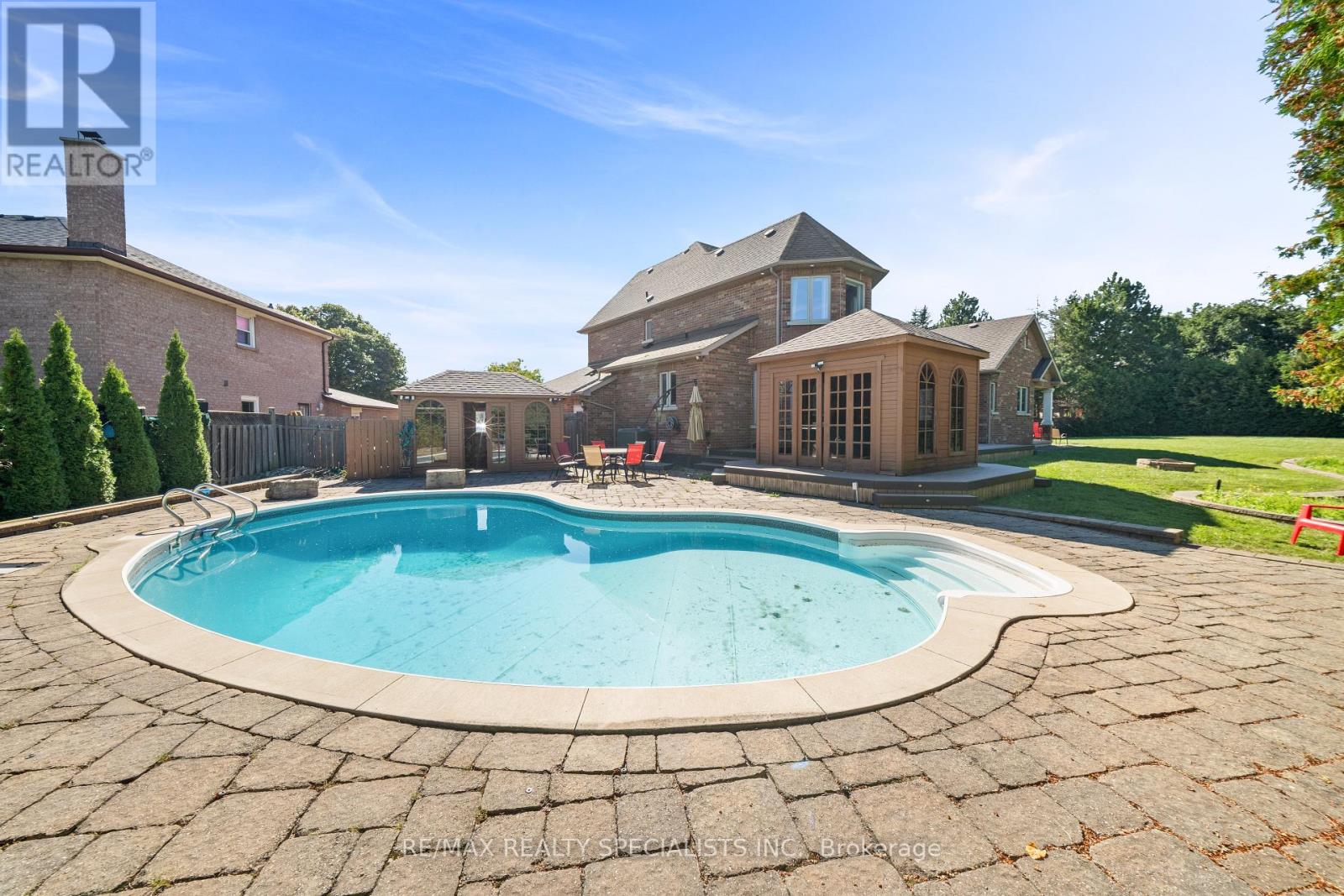 2489 Olinda Court, Mississauga, Ontario  L5C 4P5 - Photo 46 - W13829738