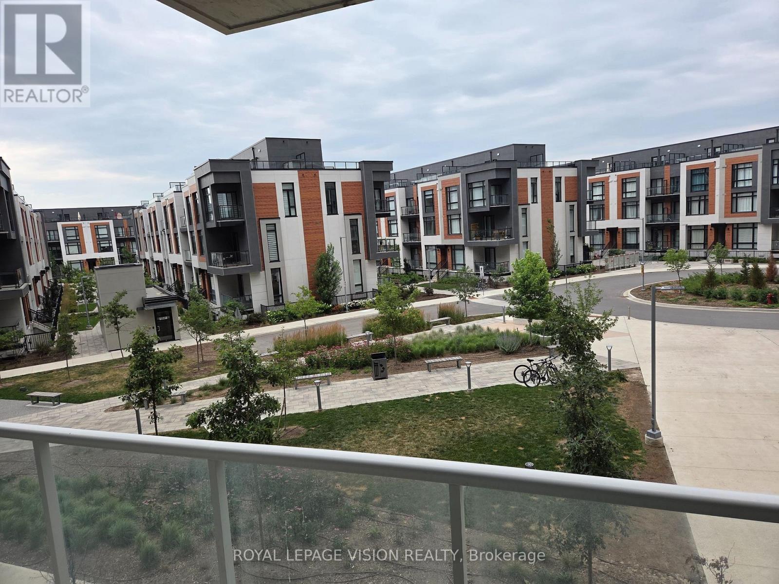 217 - 6 DAVID EYER ROAD, Richmond Hill, Ontario