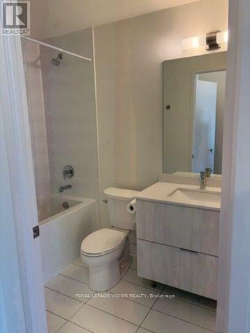 217 - 6 David Eyer Road, Richmond Hill, Ontario  L4S 0N5 - Photo 9 - N13606978