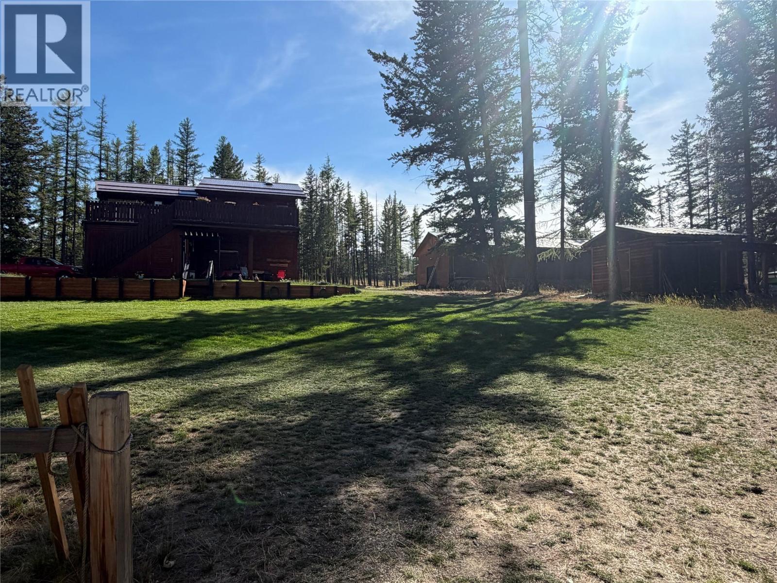 1605 24th Avenue S, Cranbrook, British Columbia  V1C 6Y8 - Photo 2 - 10360699