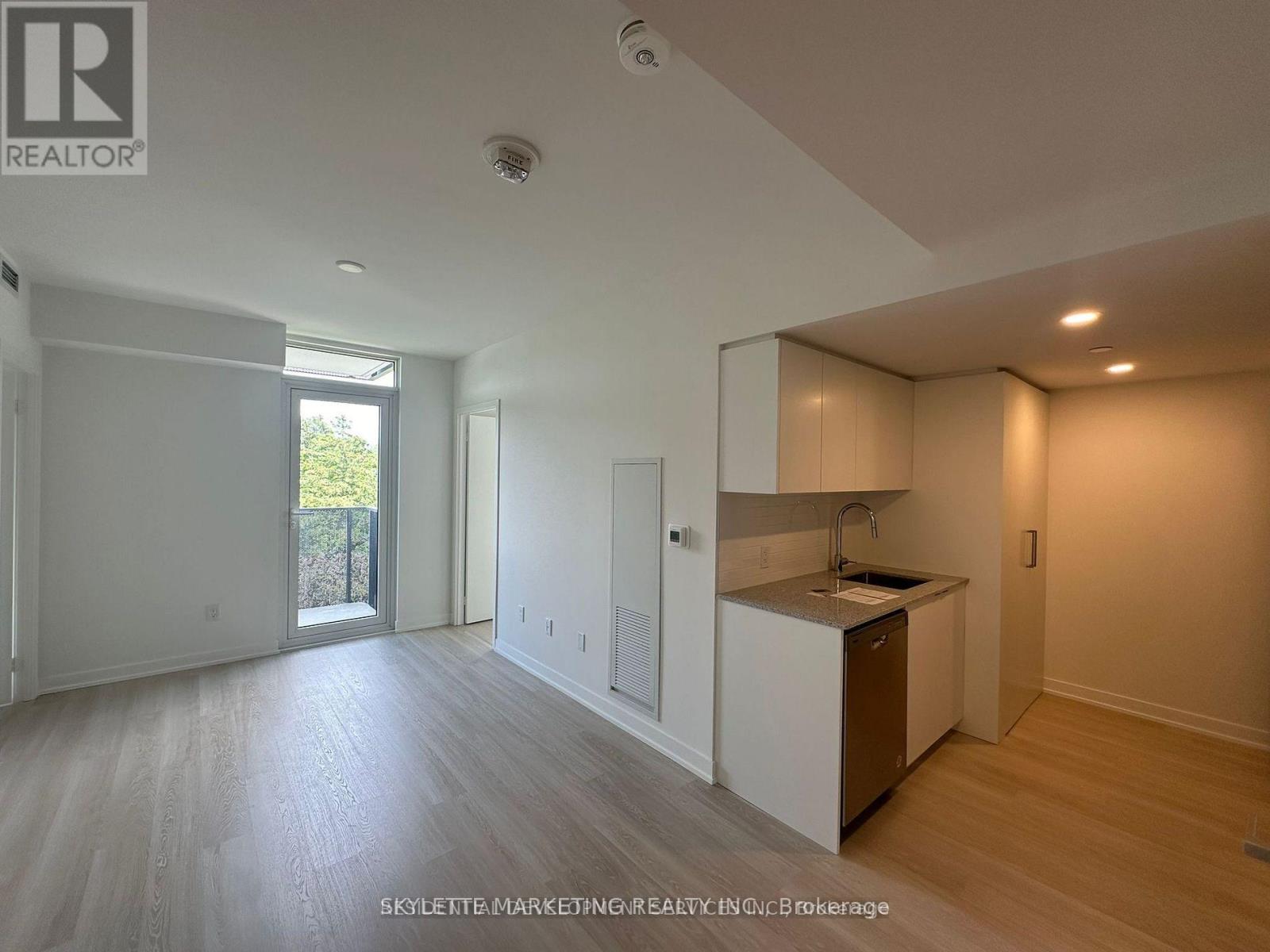 318 - 500 Wilson Avenue, Toronto, Ontario  M3H 5Y9 - Photo 6 - C13832976