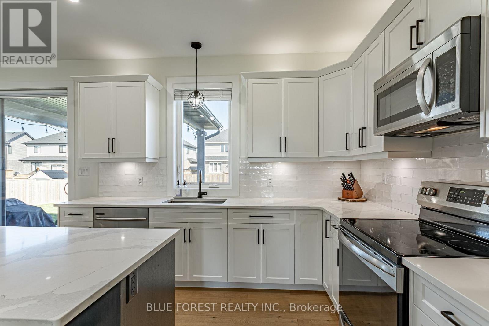106 Spencer Avenue, Lucan Biddulph, Ontario  N0M 2J0 - Photo 17 - X13827770