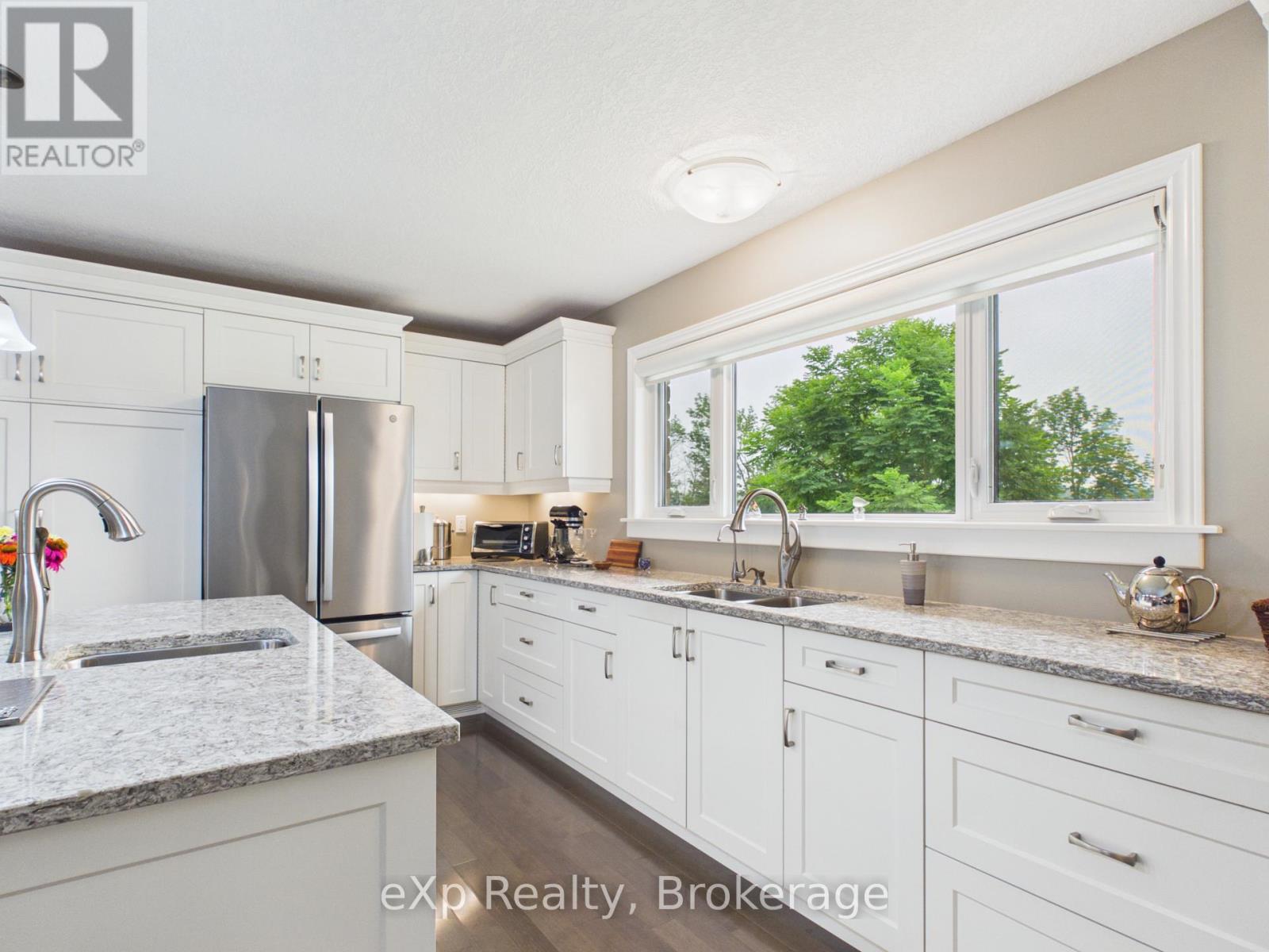 207 Edmund Street, West Grey, Ontario  N0G 1C0 - Photo 13 - X13832990