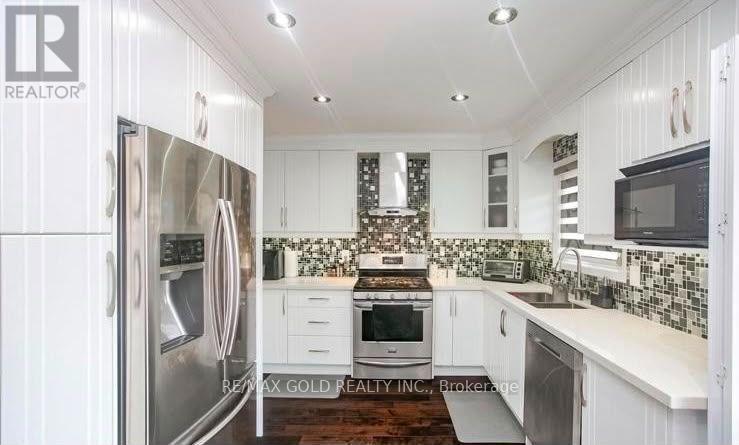 95 Lent Crescent, Brampton, Ontario L6Y 4X7 - Photo 11 - W13828504