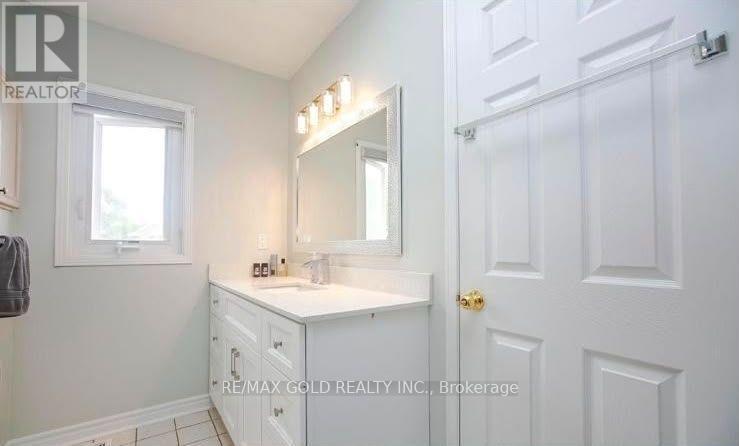 95 Lent Crescent, Brampton, Ontario L6Y 4X7 - Photo 17 - W13828504