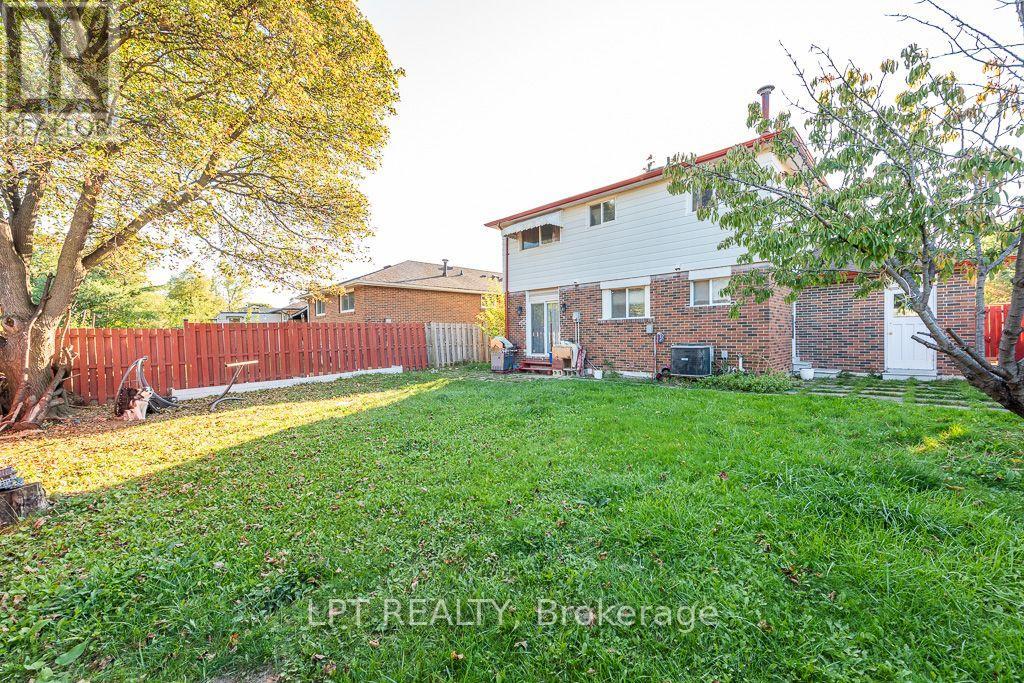 111 Dearbourne Boulevard, Brampton, Ontario  L6T 1J8 - Photo 42 - W13831032