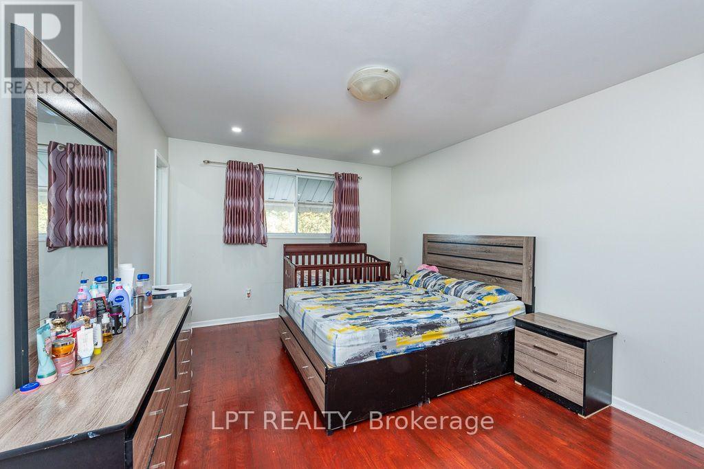111 Dearbourne Boulevard, Brampton, Ontario  L6T 1J8 - Photo 15 - W13831032