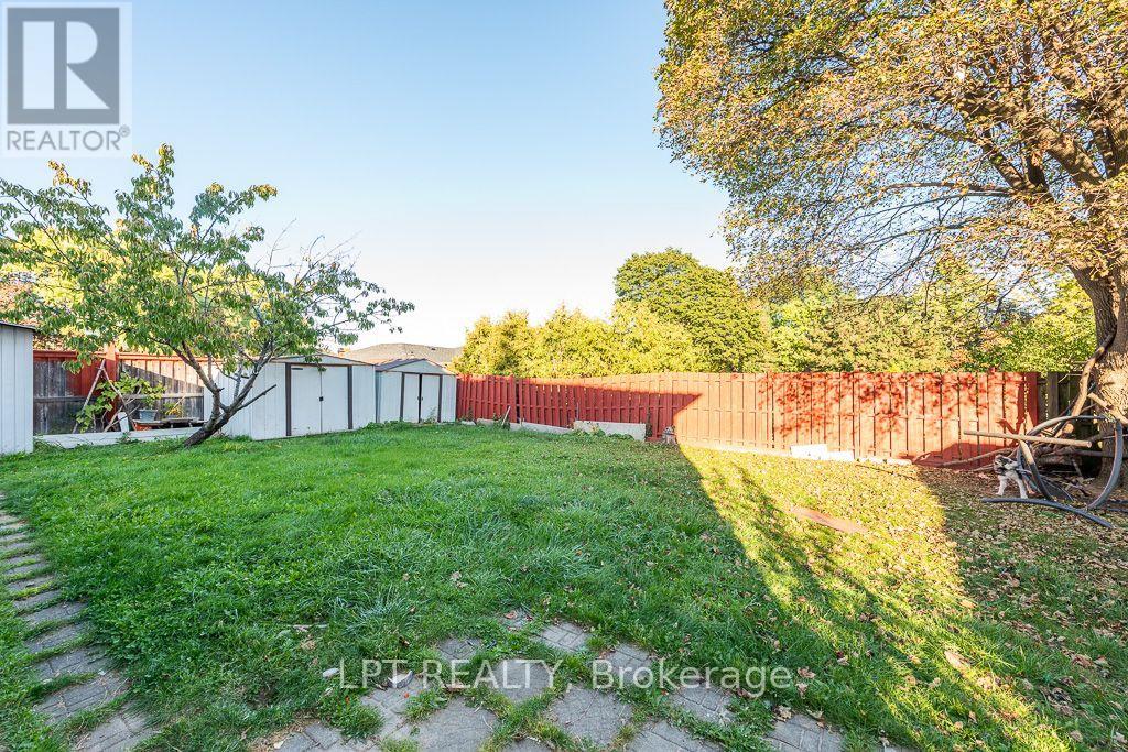 111 Dearbourne Boulevard, Brampton, Ontario  L6T 1J8 - Photo 41 - W13831032