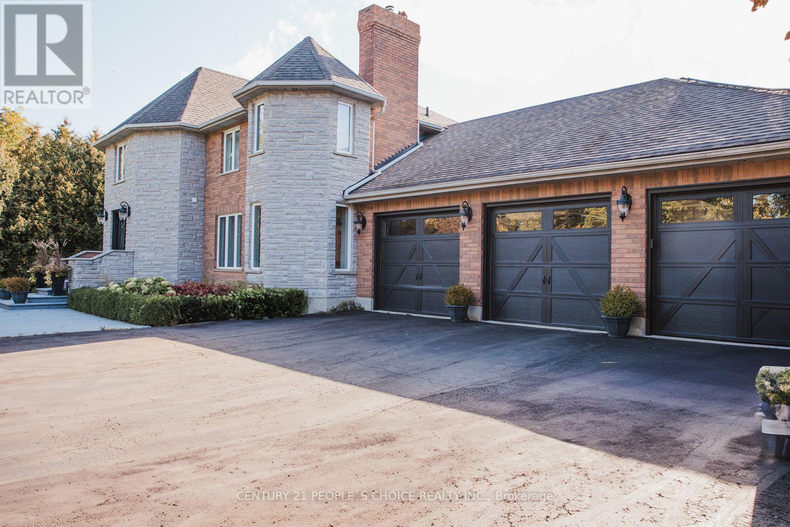 15550 Fifth Side Road, Halton Hills, Ontario  L0P 1K0 - Photo 4 - W13831982