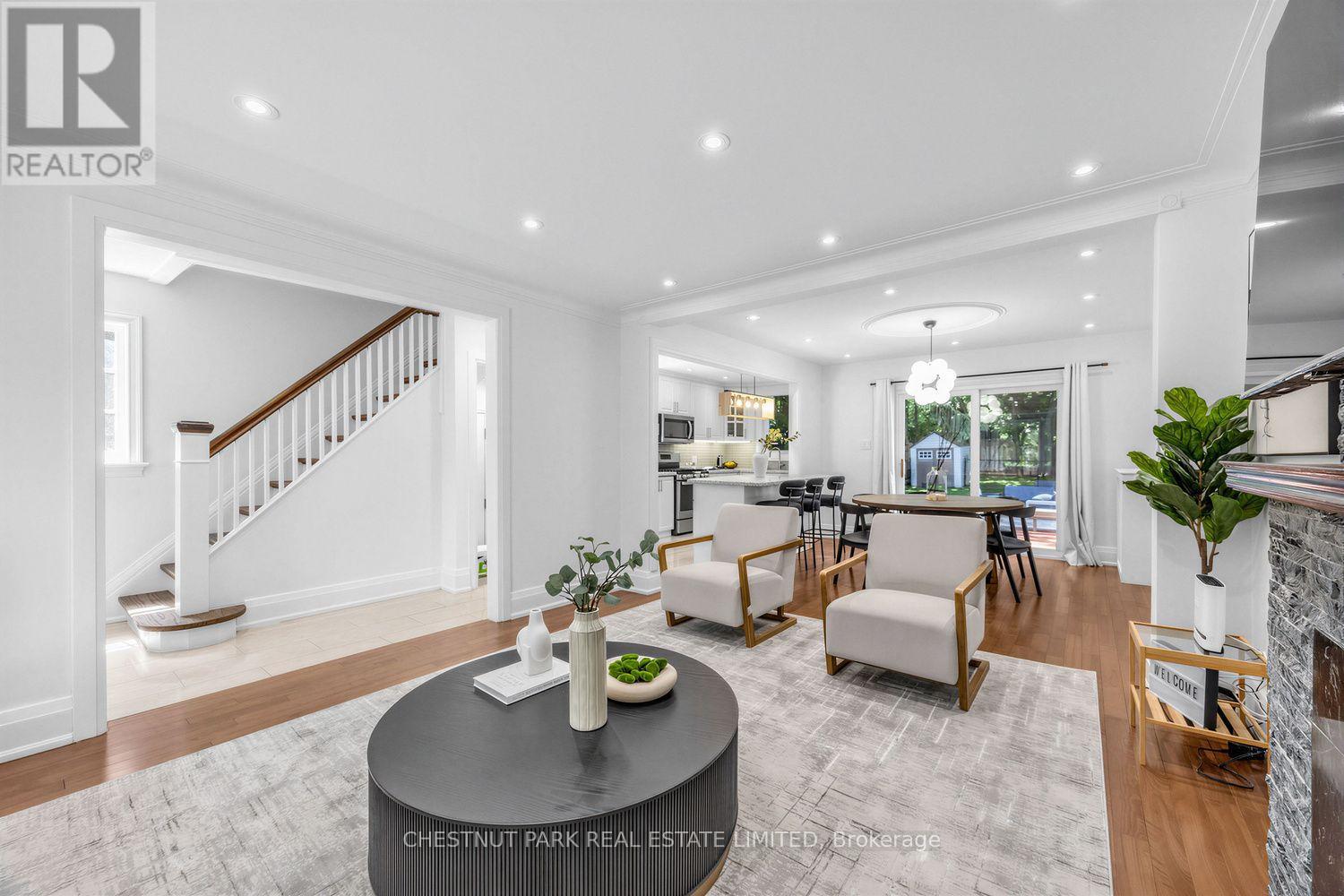 178 Hanna Road, Toronto, Ontario  M4G 2N8 - Photo 6 - C13796982