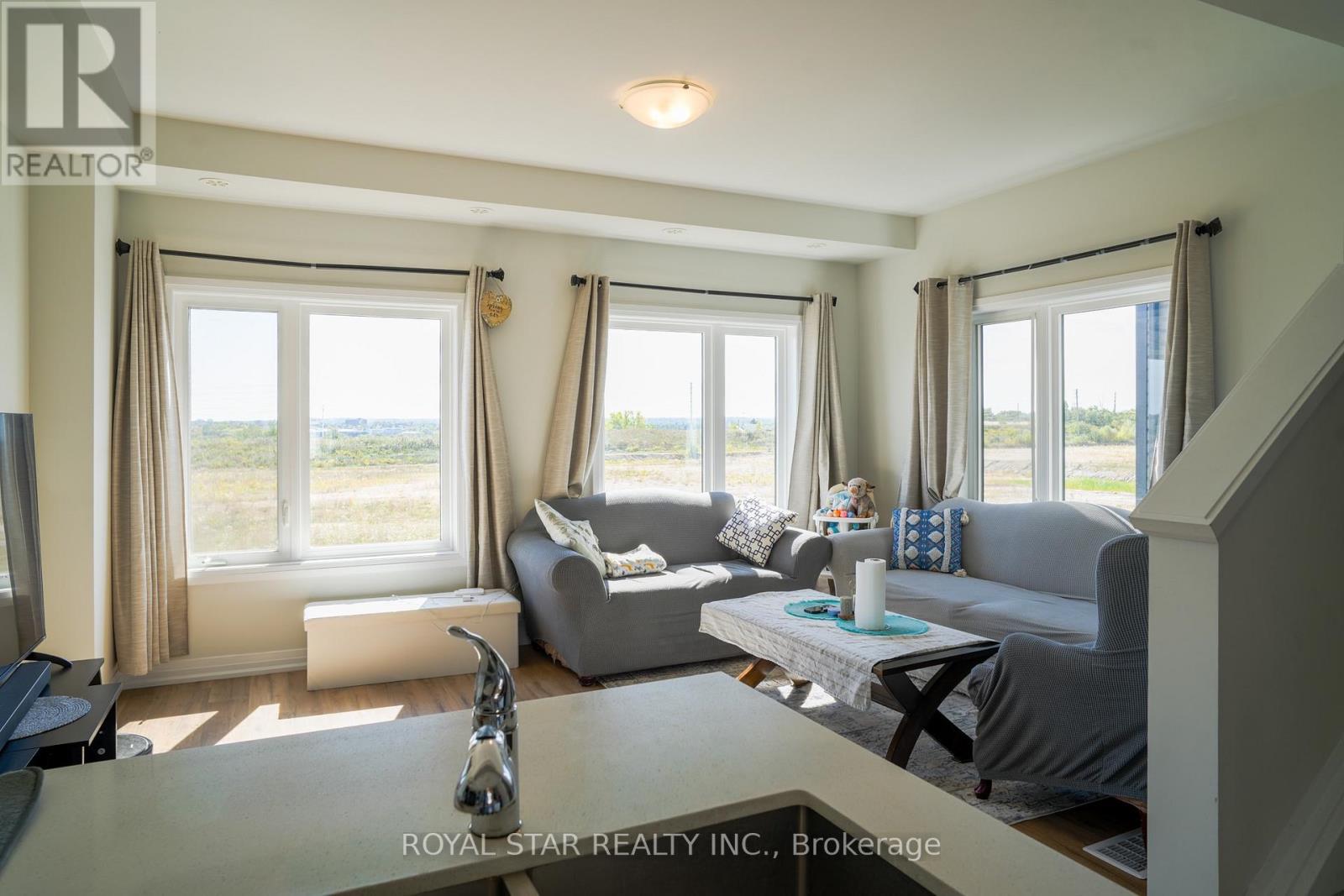 92 - 155 Equestrian Way, Cambridge, Ontario  N3E 0E8 - Photo 11 - X13832996