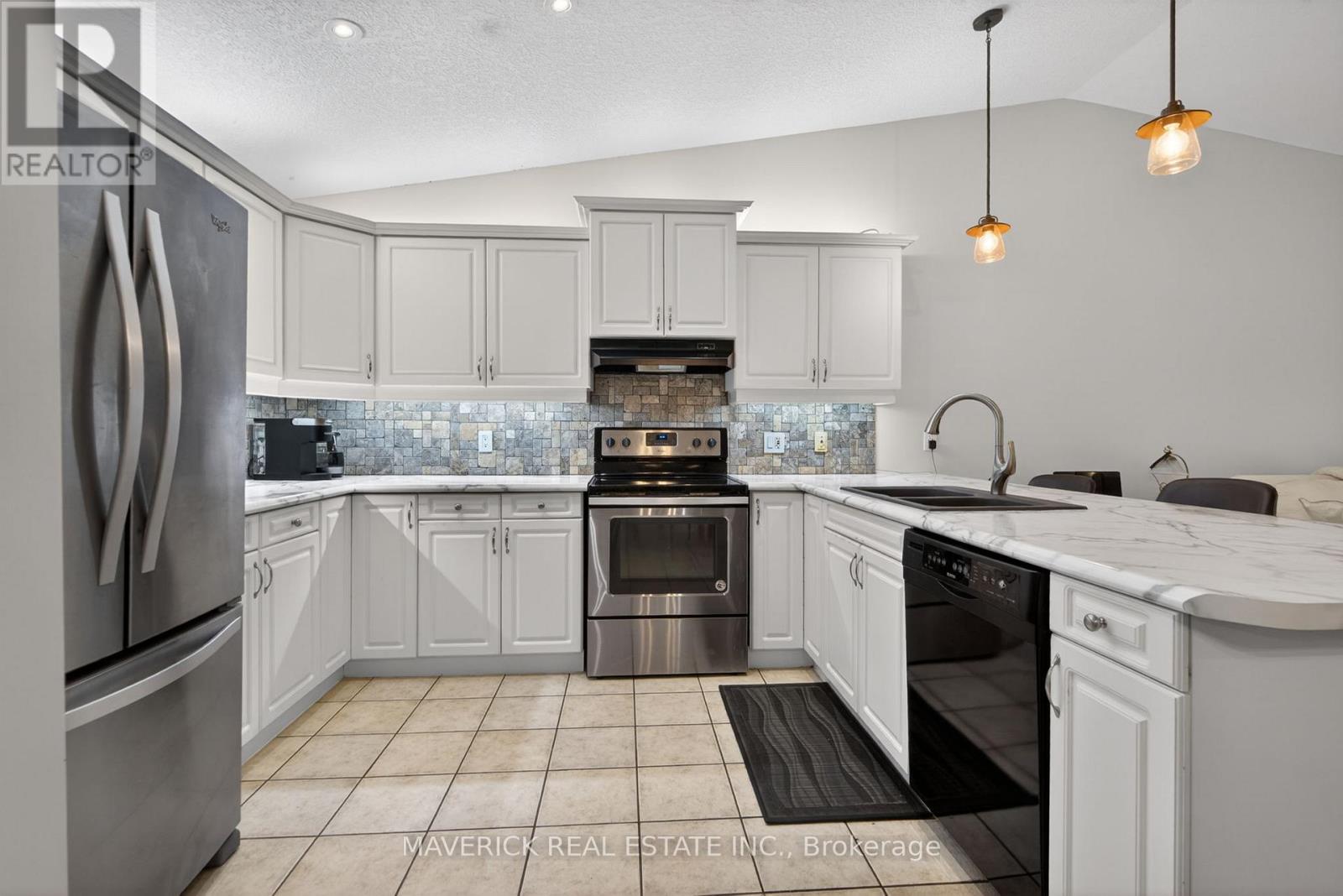46 - 43 Capulet Walk, London North, Ontario  N6H 5V5 - Photo 15 - X13833022