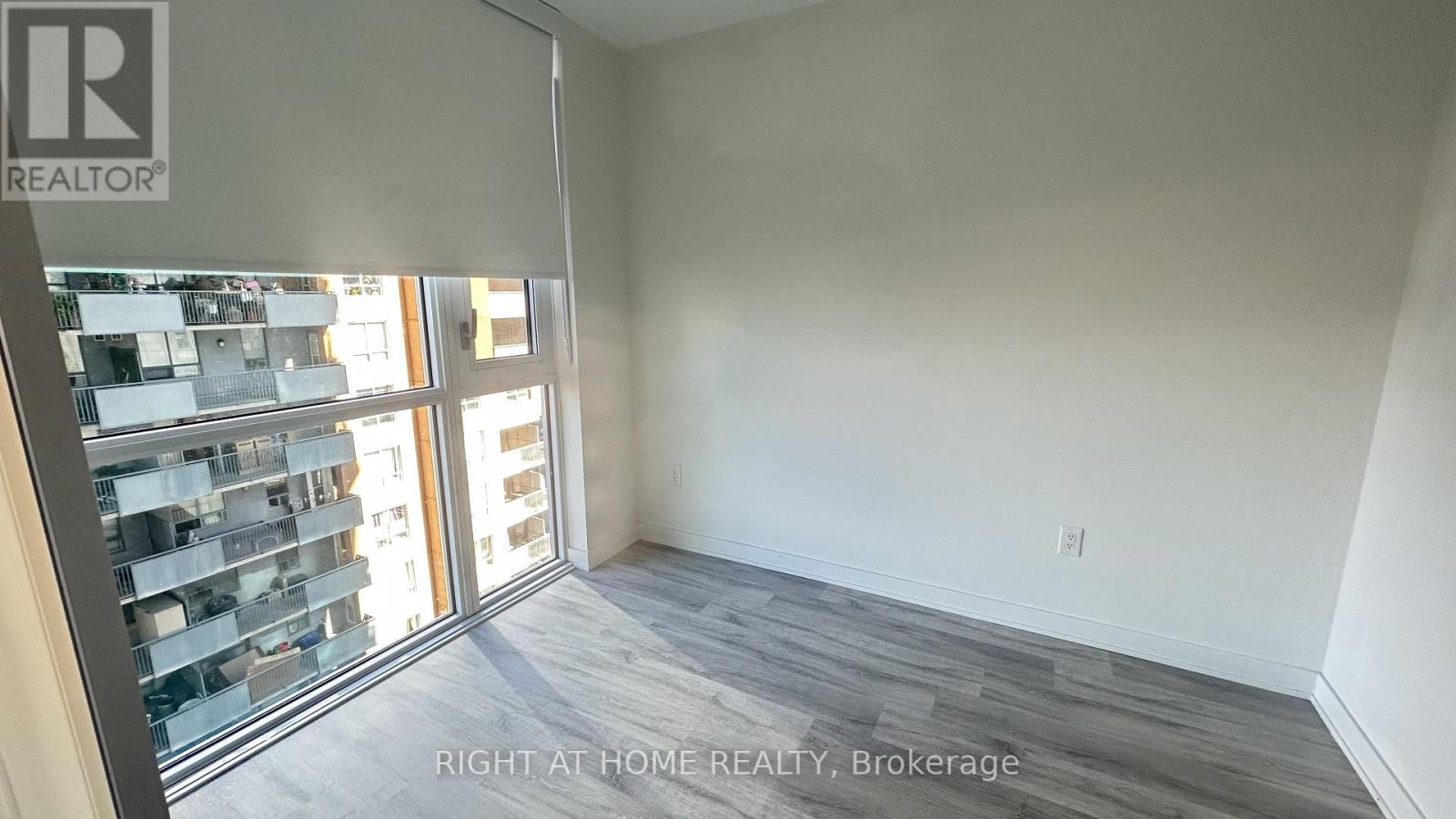 1105 - 100 Dalhousie Street, Toronto, Ontario  M5B 0C7 - Photo 6 - C13833008