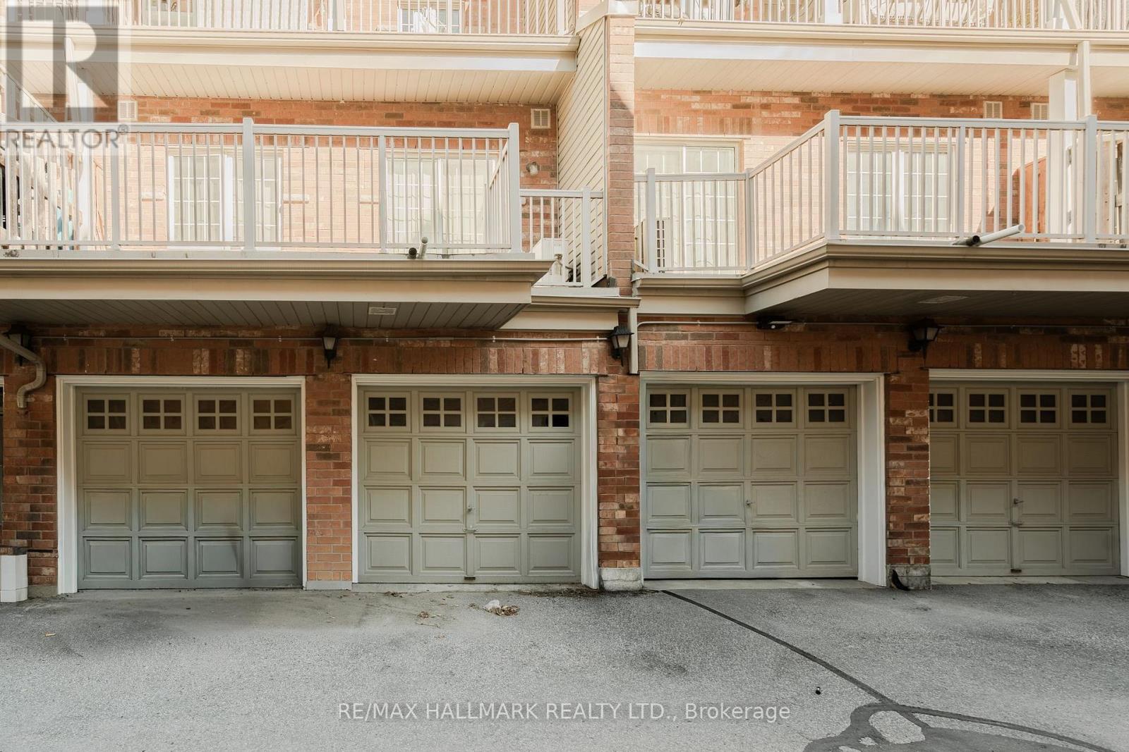 24 Carnahan Terrace, Toronto, Ontario  M4E 0B2 - Photo 19 - E13833010