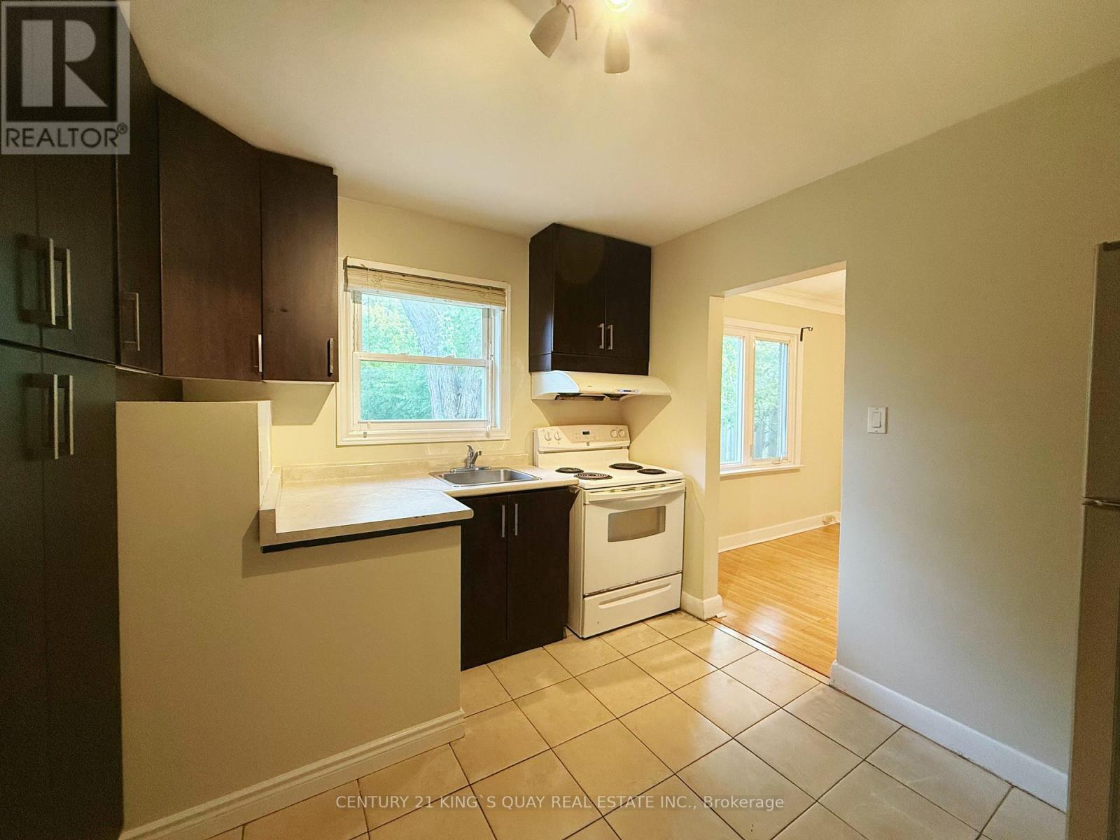21 Marilyn Avenue, Toronto, Ontario  M1S 1B9 - Photo 10 - E13833014