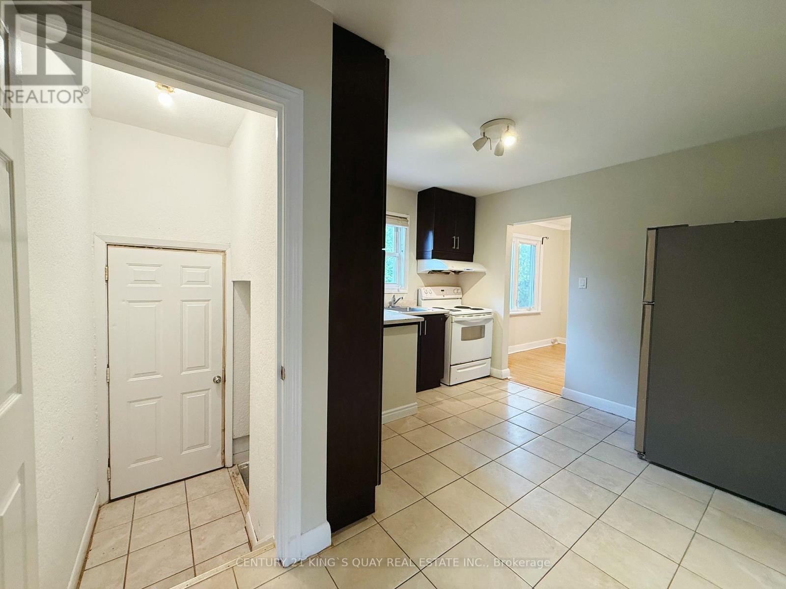 21 Marilyn Avenue, Toronto, Ontario  M1S 1B9 - Photo 11 - E13833014