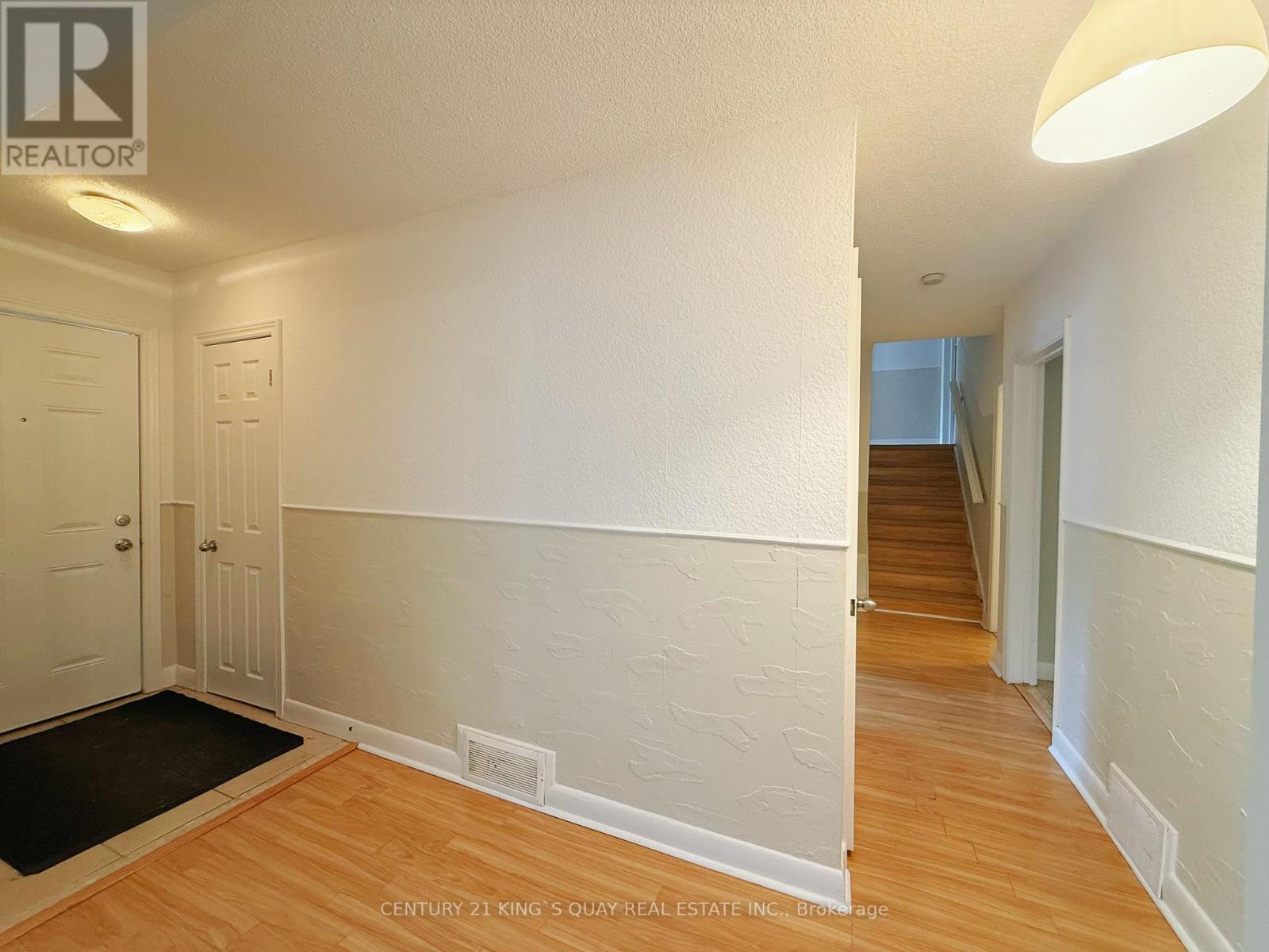 21 Marilyn Avenue, Toronto, Ontario  M1S 1B9 - Photo 16 - E13833014