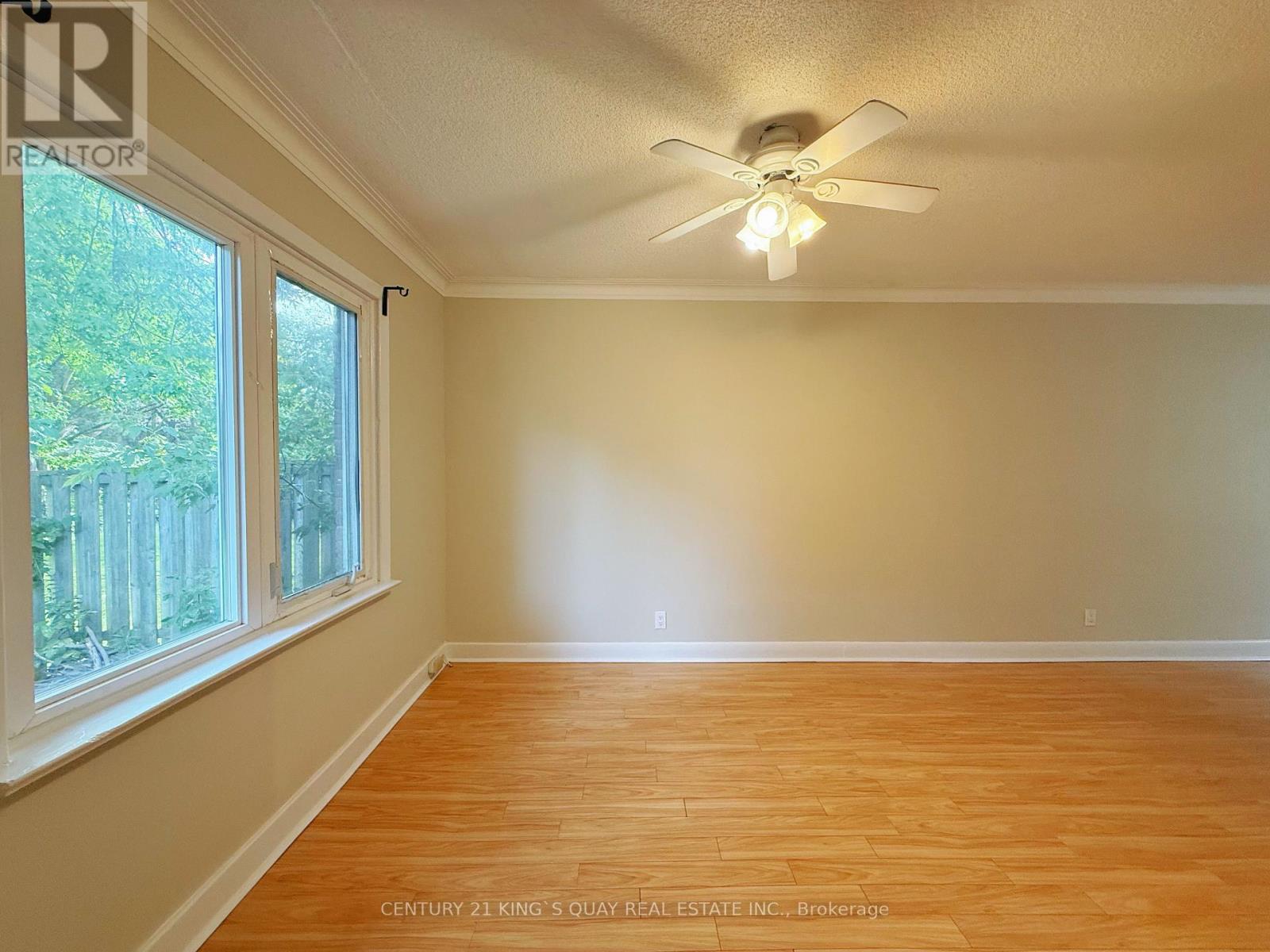 21 Marilyn Avenue, Toronto, Ontario  M1S 1B9 - Photo 6 - E13833014