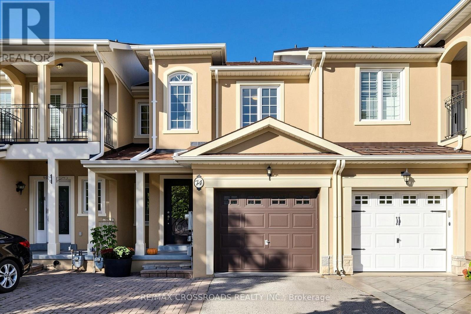 74 ROMANCE DRIVE, Richmond Hill, Ontario
