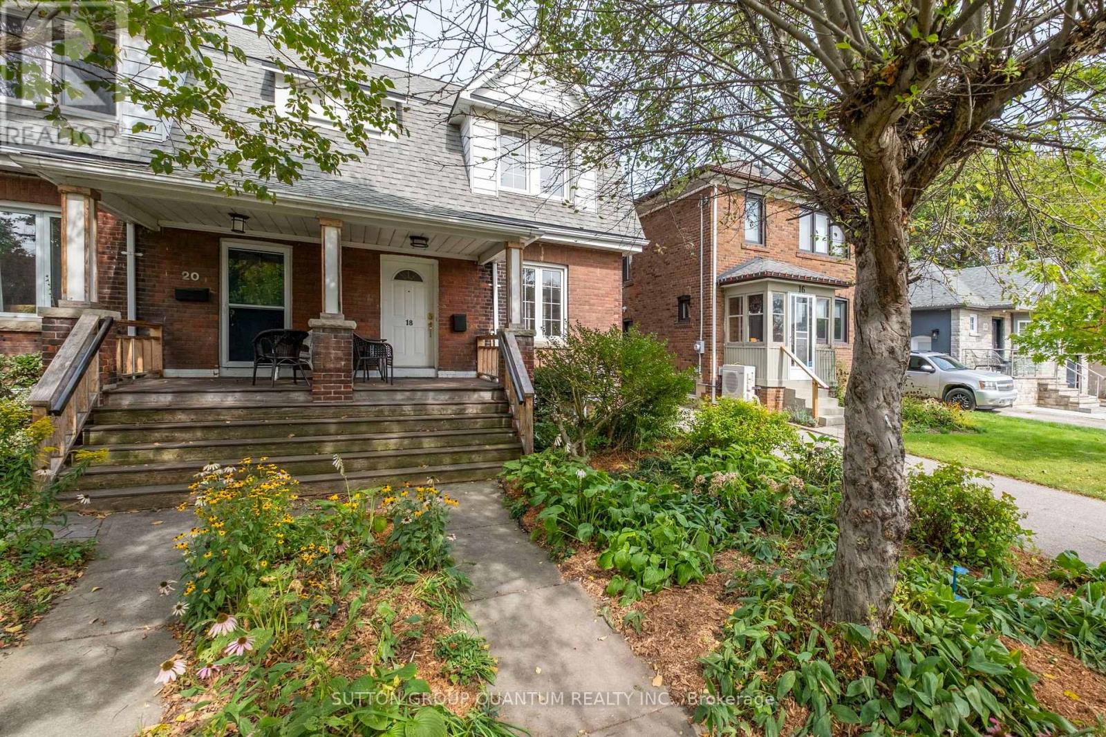 18 Albani Street, Toronto, Ontario  M8V 1X2 - Photo 2 - W13833034
