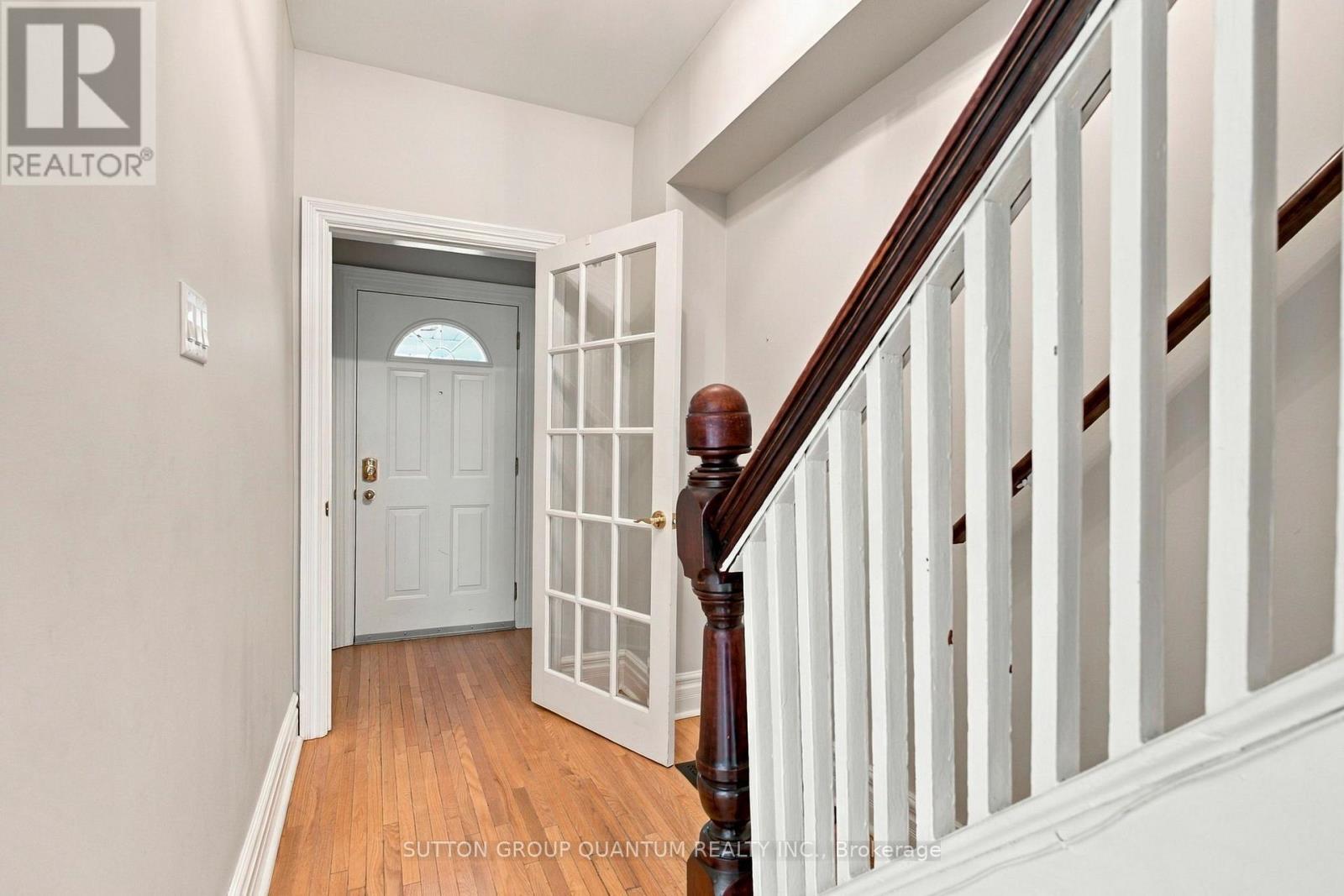 18 Albani Street, Toronto, Ontario  M8V 1X2 - Photo 4 - W13833034