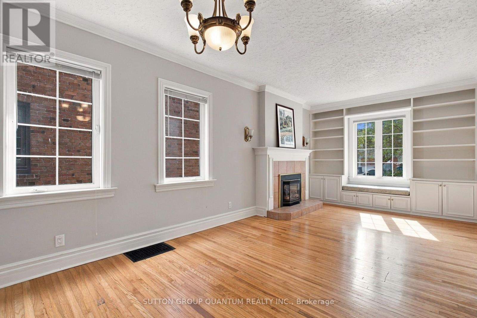 18 Albani Street, Toronto, Ontario  M8V 1X2 - Photo 6 - W13833034