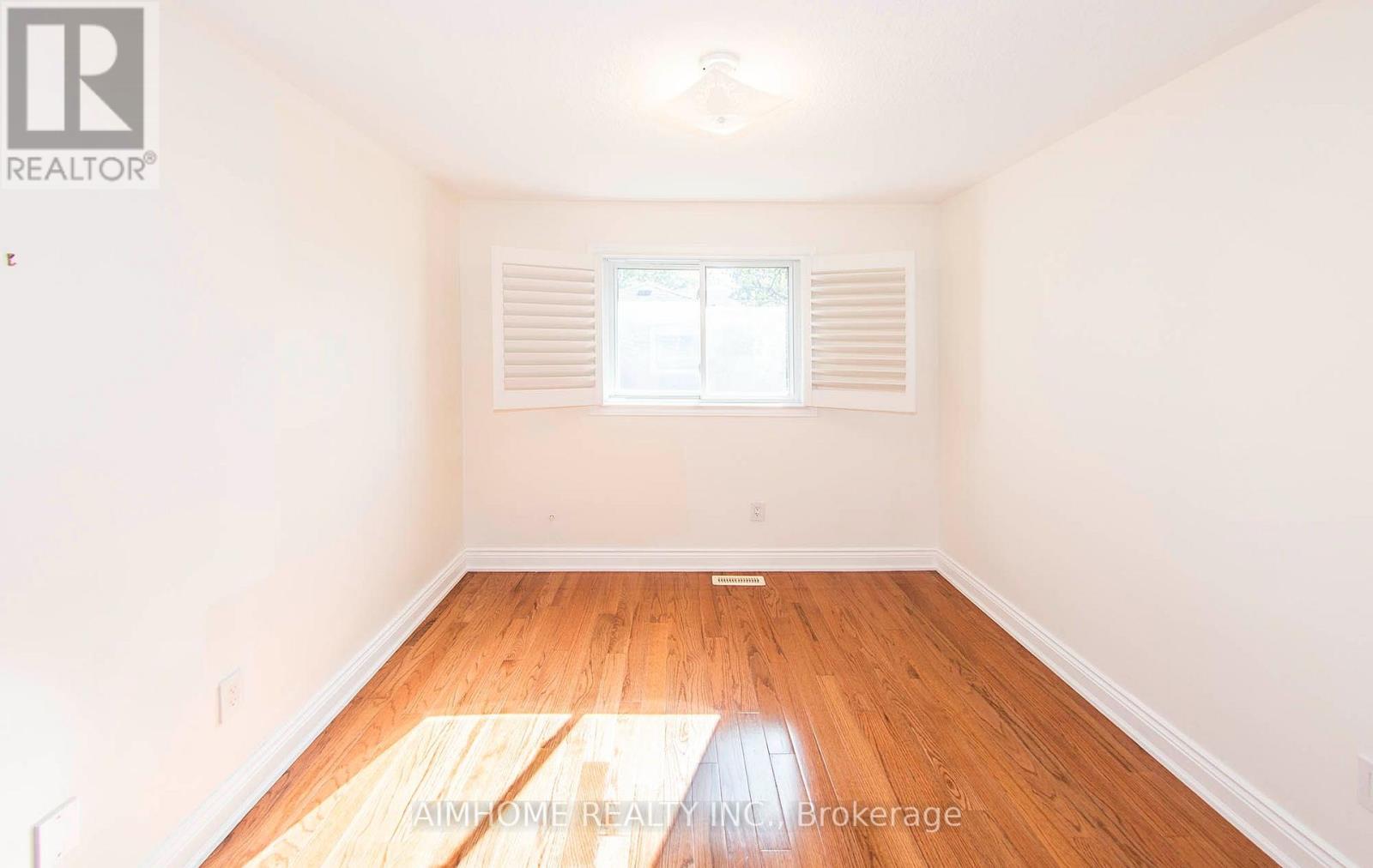 1122 Glen Valley Road, Oakville, Ontario  L6M 3K8 - Photo 17 - W13833036