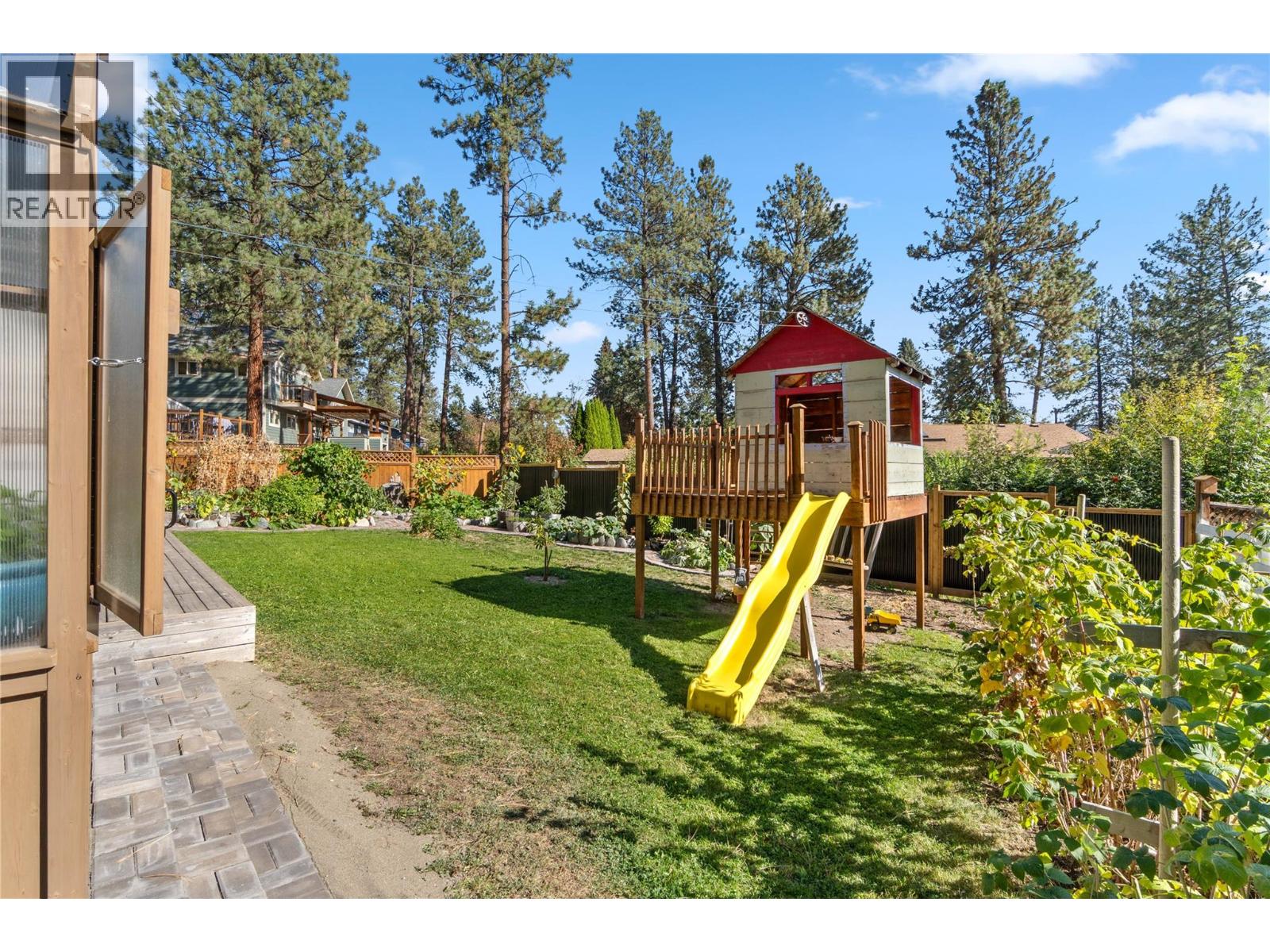 2026 Castillou Crescent, Merritt, British Columbia  V1K 1K3 - Photo 6 - 10401645