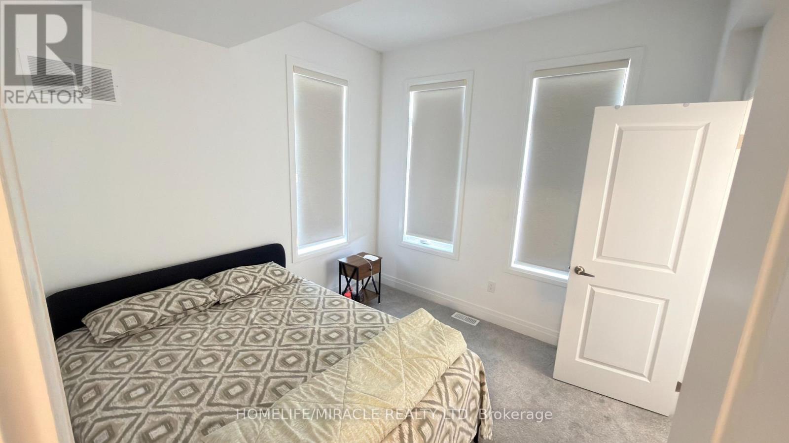 21 Nautical Way, Whitby, Ontario  L1N 0N2 - Photo 19 - E13832782