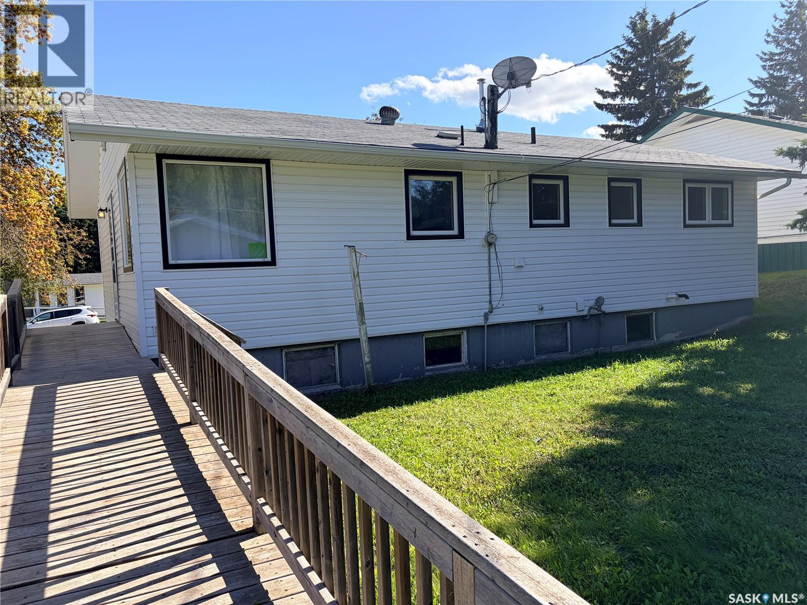 605 Hall Street, Kelvington, Saskatchewan  S0A 1W0 - Photo 30 - SK049645