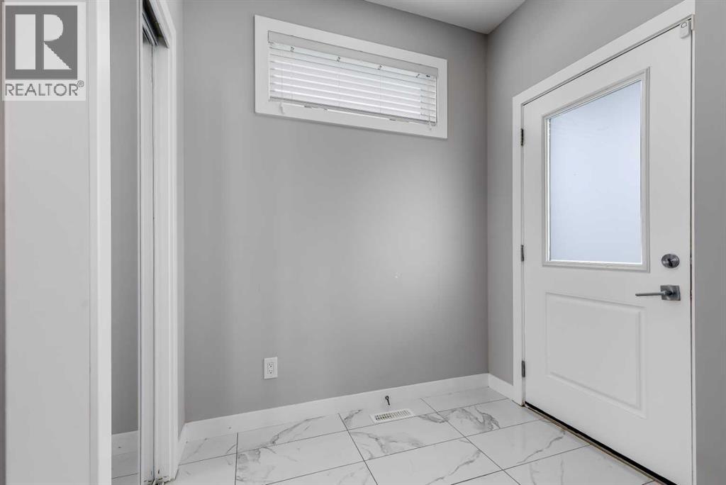 104 Corner Meadows Gate Ne, Calgary, Alberta  T3N 1J7 - Photo 9 - A2348230