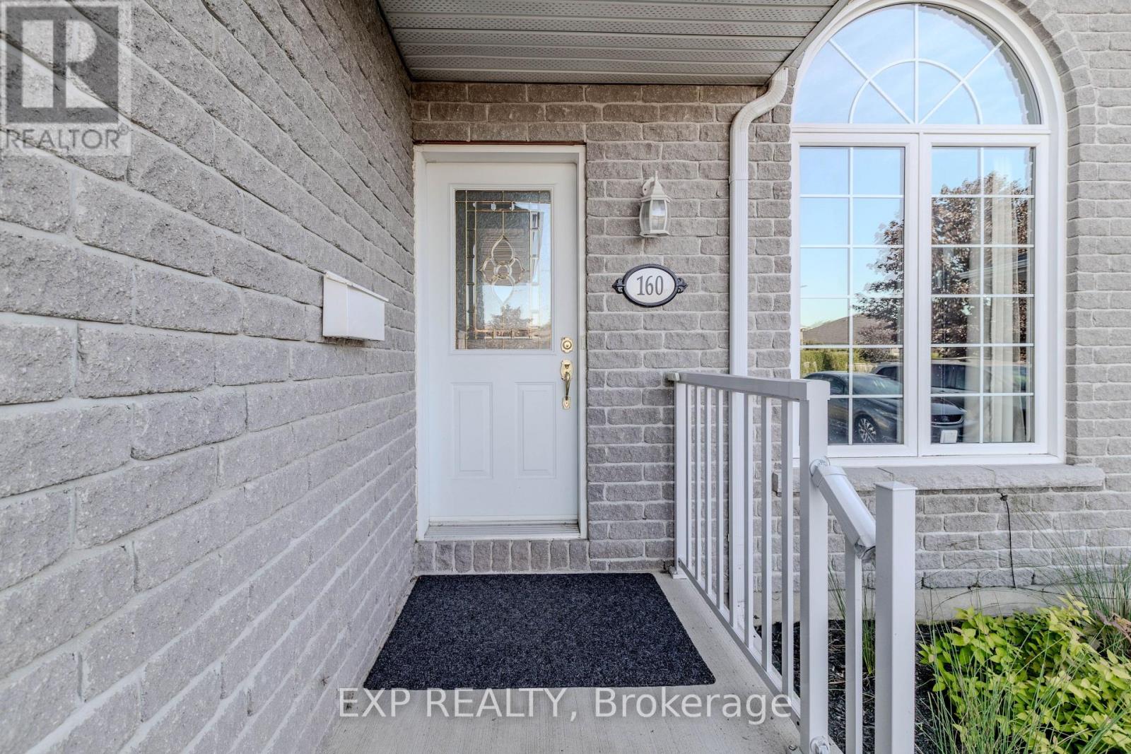 160 Heritage Place, Cornwall, Ontario  K6J 5V6 - Photo 4 - X13833048
