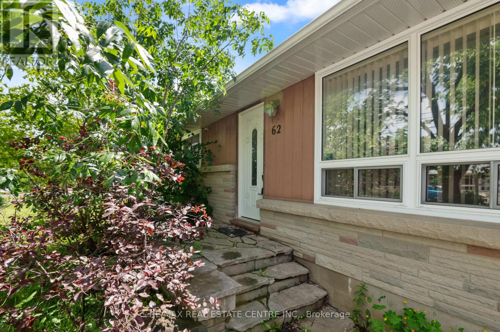 62 ELIZABETH STREET, Orangeville, Ontario