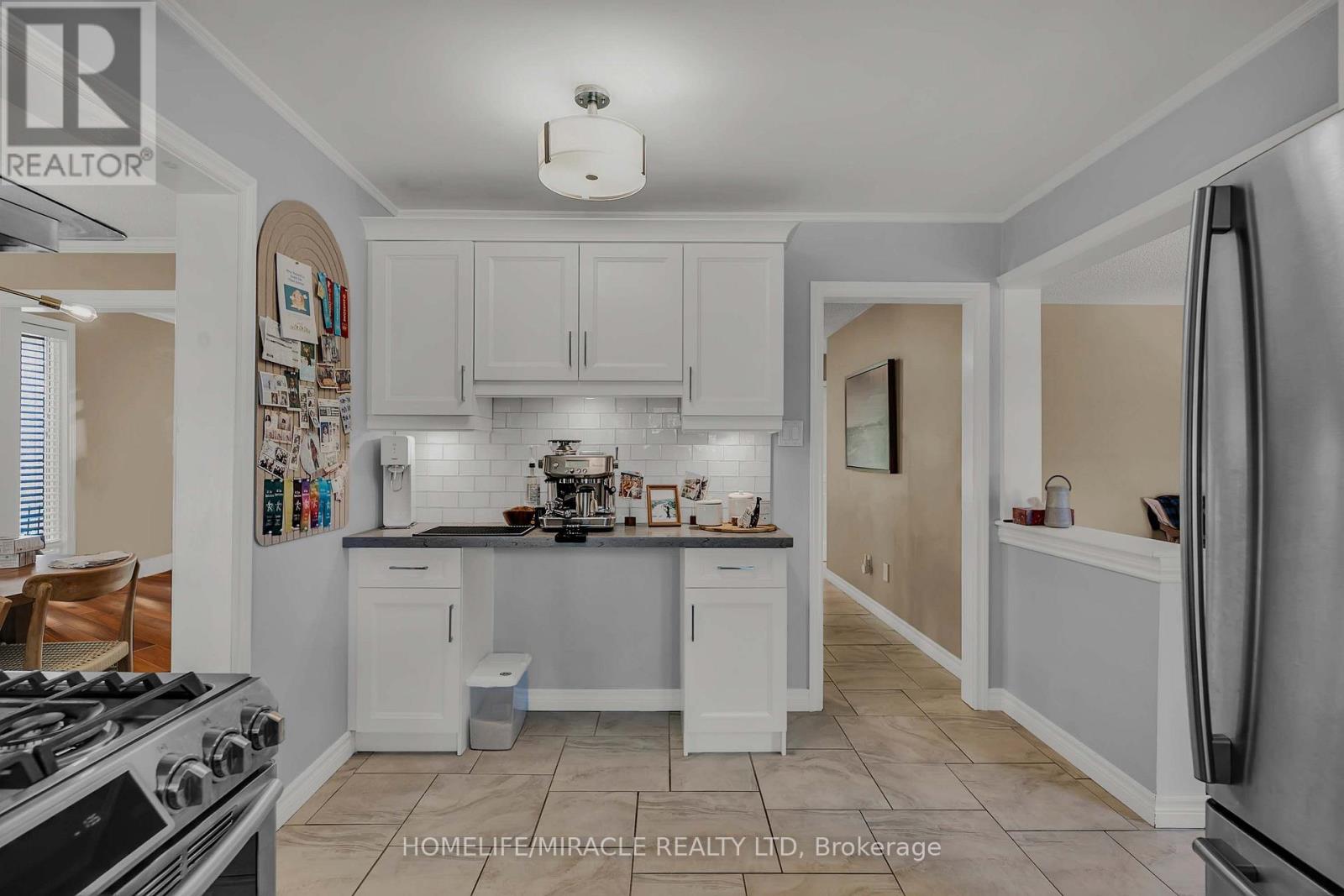 9 Iris Crescent, Brampton, Ontario  L6Z 3H8 - Photo 13 - W13833054
