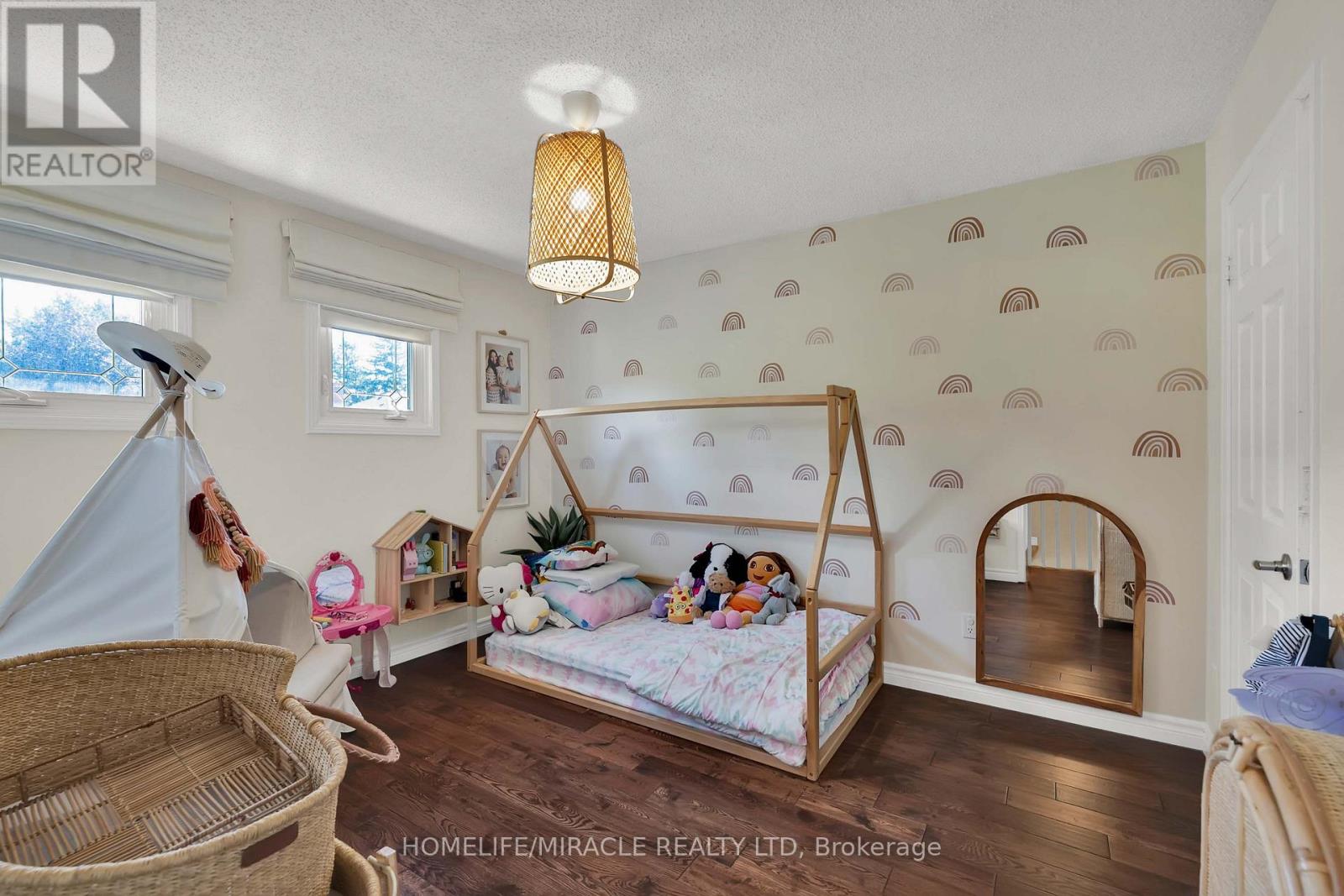 9 Iris Crescent, Brampton, Ontario  L6Z 3H8 - Photo 24 - W13833054