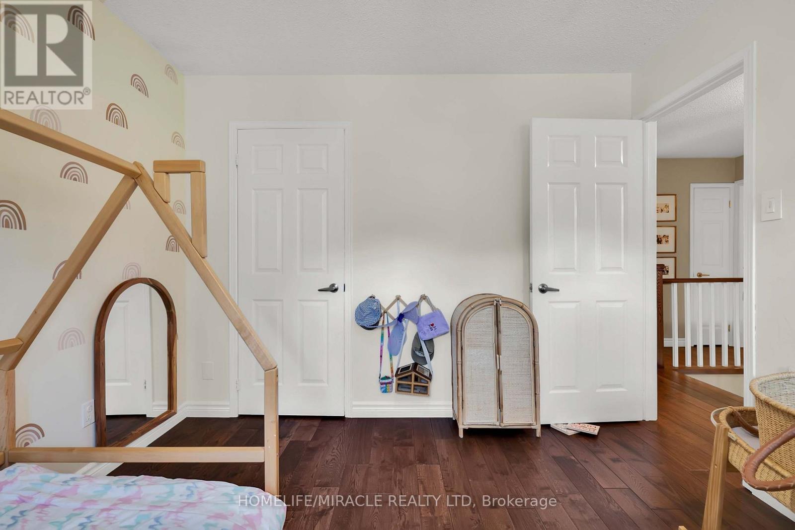 9 Iris Crescent, Brampton, Ontario  L6Z 3H8 - Photo 25 - W13833054