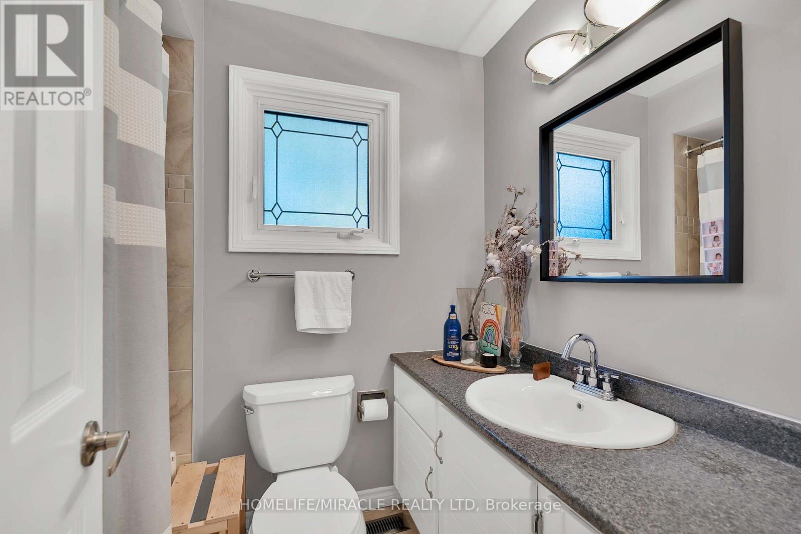9 Iris Crescent, Brampton, Ontario  L6Z 3H8 - Photo 30 - W13833054
