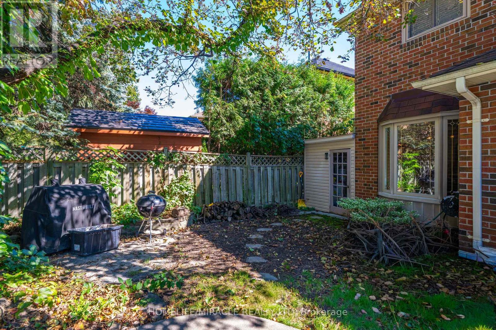 9 Iris Crescent, Brampton, Ontario  L6Z 3H8 - Photo 44 - W13833054