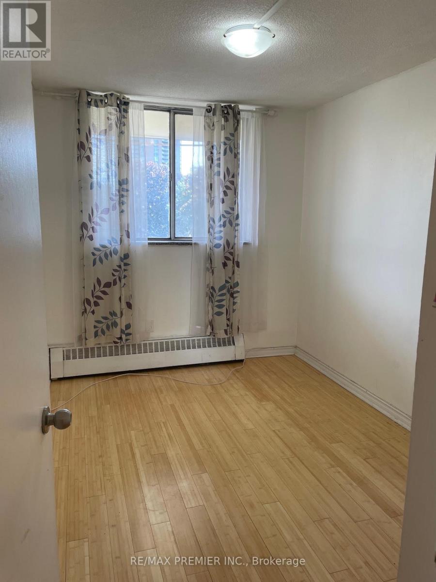 408 - 320 Dixon Road, Toronto, Ontario  M9R 1S8 - Photo 9 - W13788026