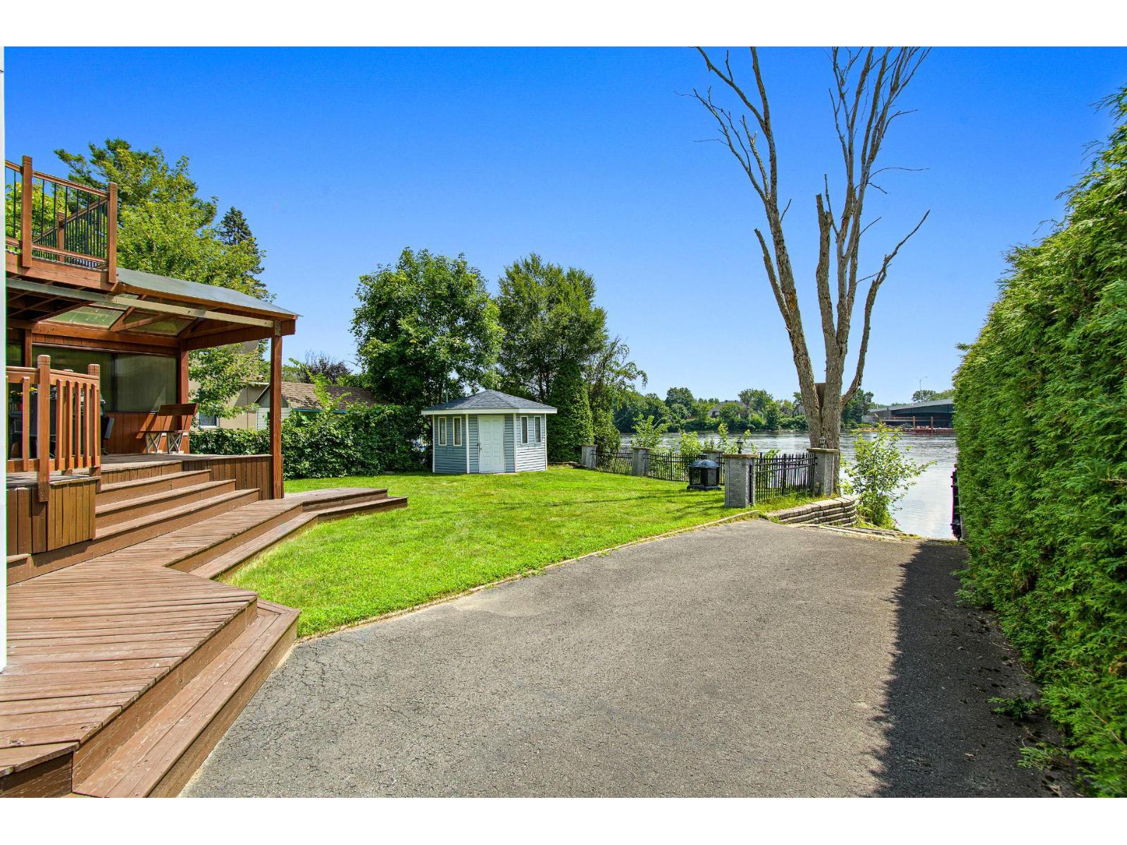 426 Rue Goyer Bois-des-Filion Quebec Canada J6Z1A4 2