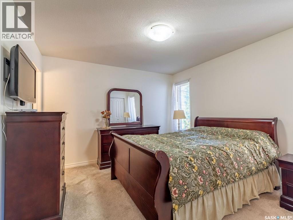 412 4th Street E, Warman, Saskatchewan  S0K 4S0 - Photo 19 - SK049503