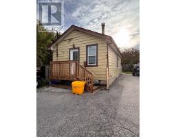 3 - 178 PARK ROAD N, Oshawa, Ontario