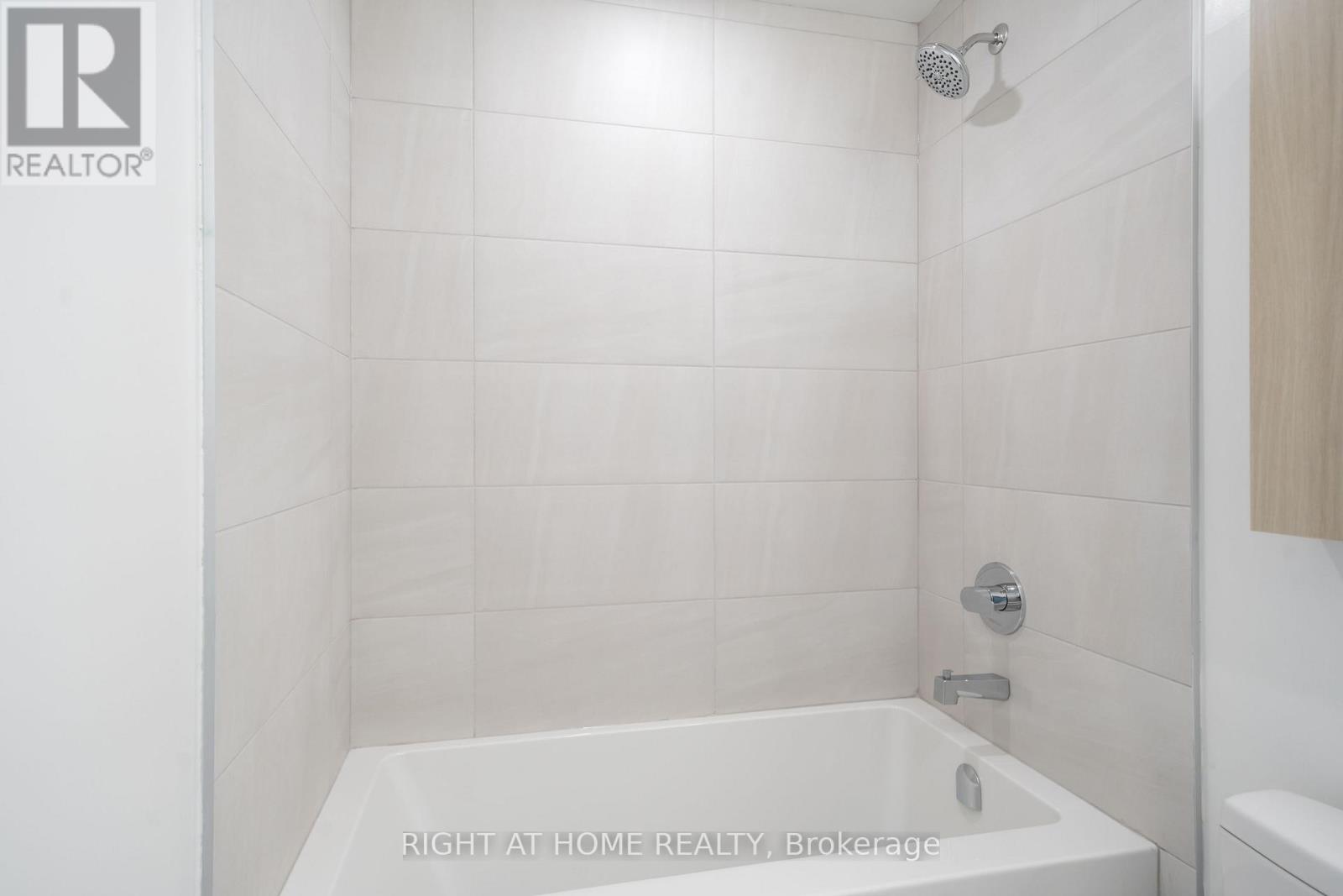 2406 - 50 Upper Mall Way, Vaughan, Ontario L4J 0L8 - Photo 22 - N13833076