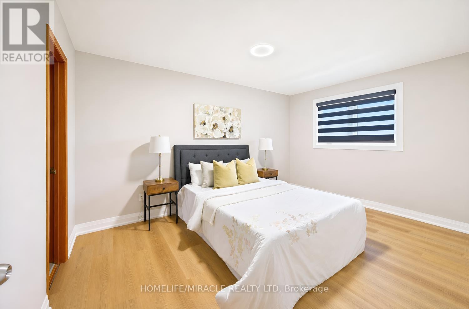 8 Loire Court, Toronto, Ontario  M9V 4Z7 - Photo 23 - W13833062